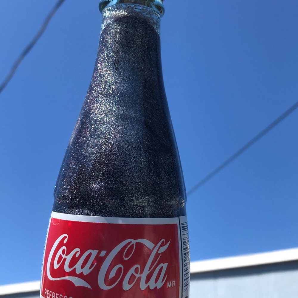 🍓Handmade glitter glass Coca-Cola bottle home - Picture 2 of 3